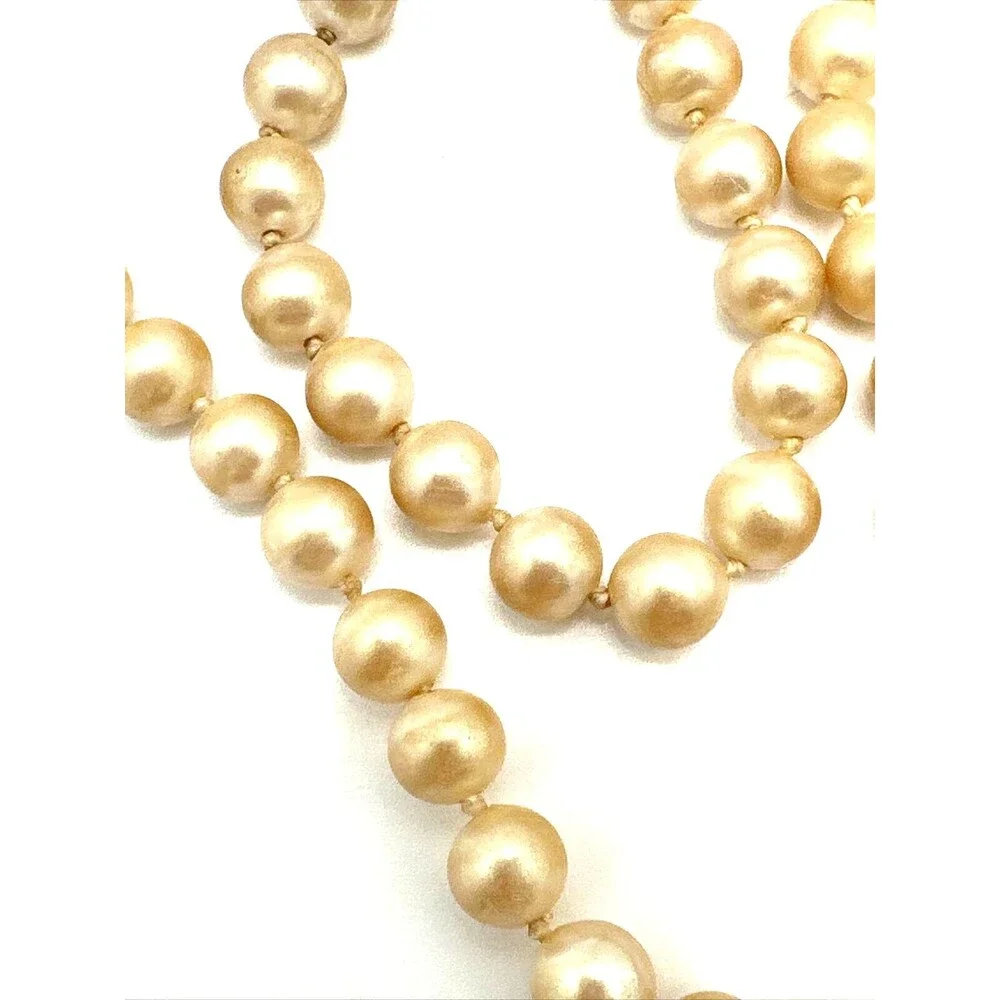 Vintage Faux Pearl Necklace Pale Gold Glass Bead Floral Clasp Statement 28